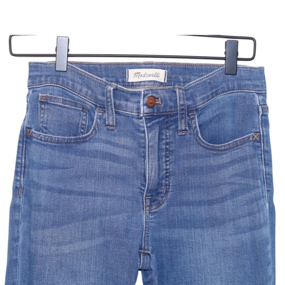 Madewell 9" Mid-Rise Skinny Jeans in Patty Wash - Picture 6 of 11